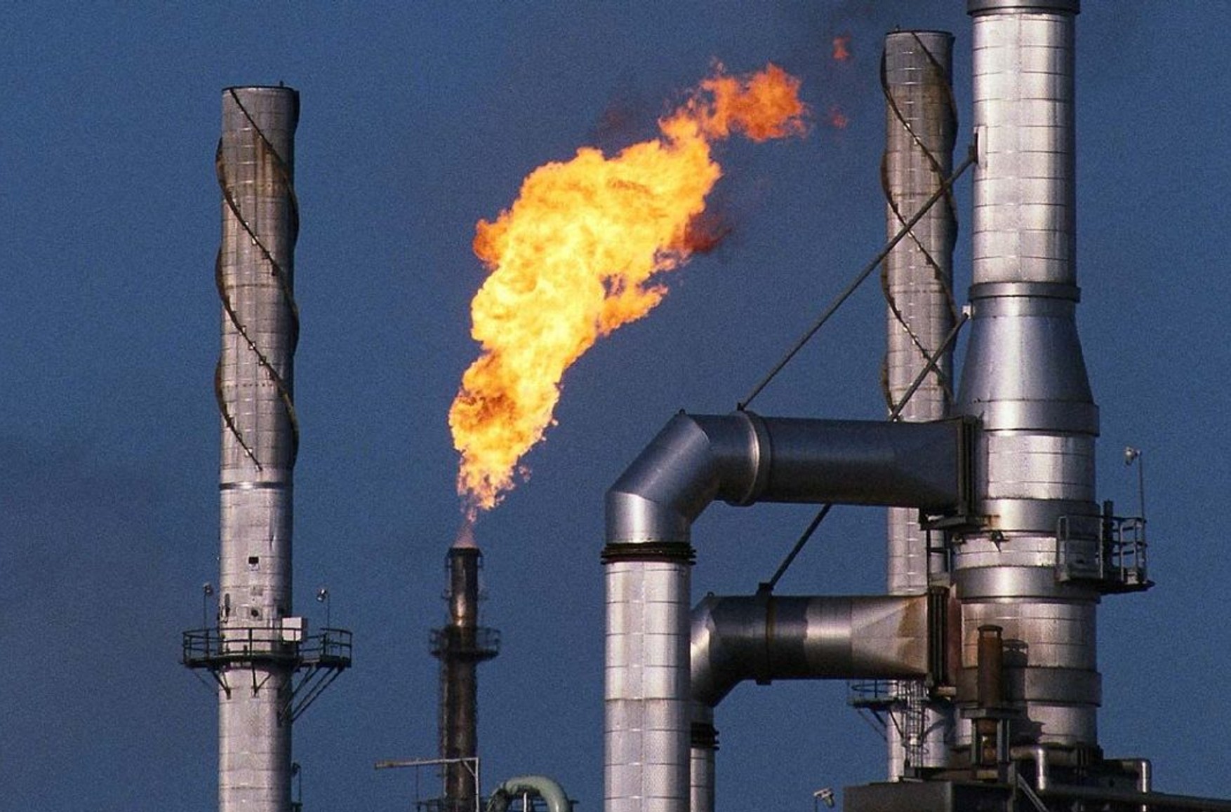 Действия России взвинтили мировые цены на газ до новых максимумов