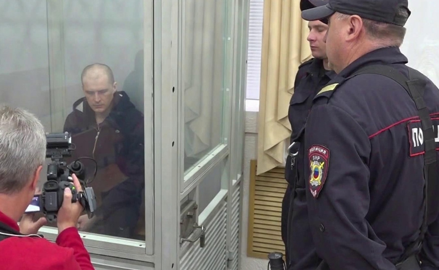 В «ЛНР» сотрудника ОБСЕ приговорили к 13 годам лишения свободы за госизмену