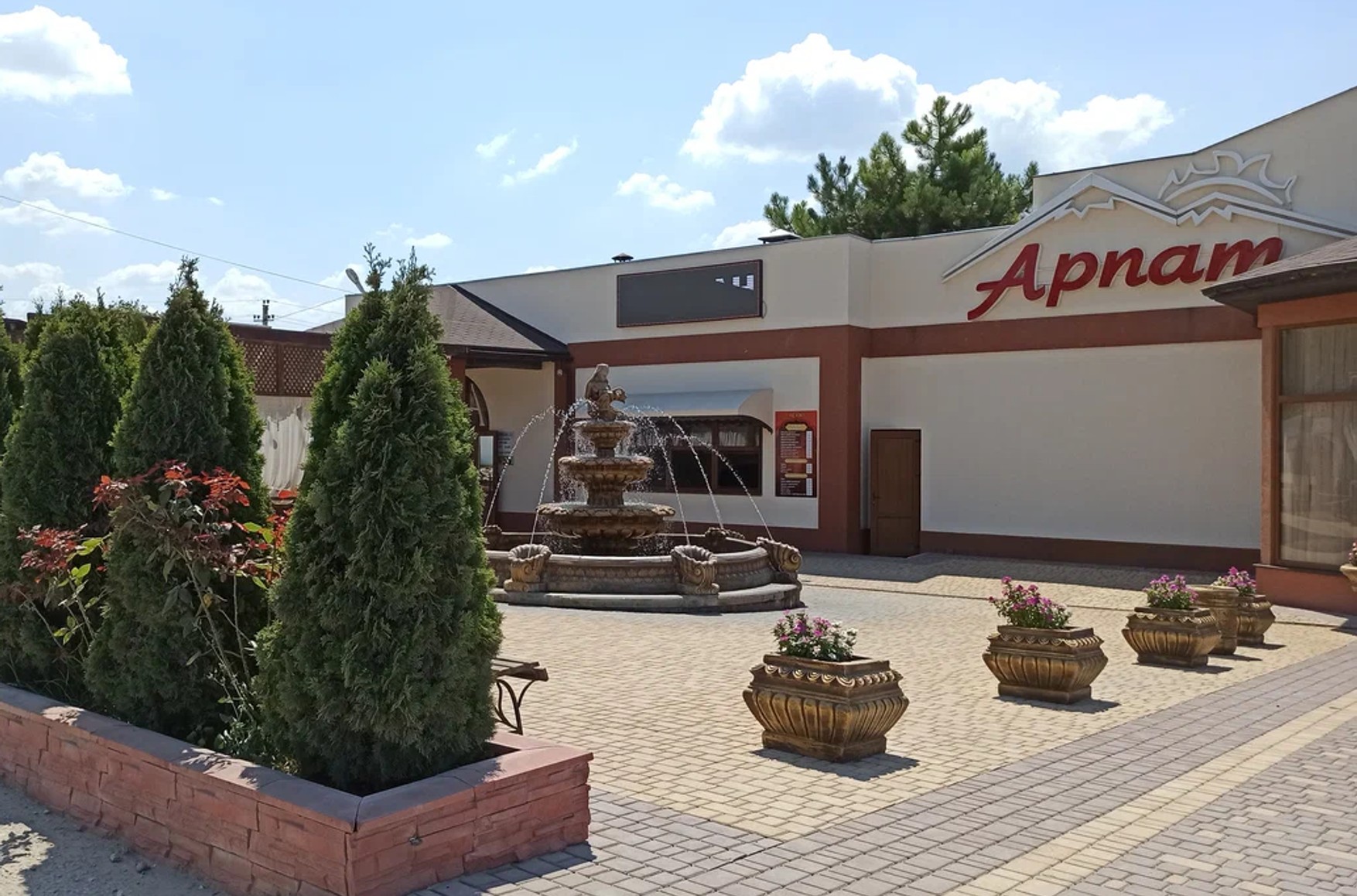 В Бахчисарае закрыли ресторан, где включали украинскую песню «Червона калина»