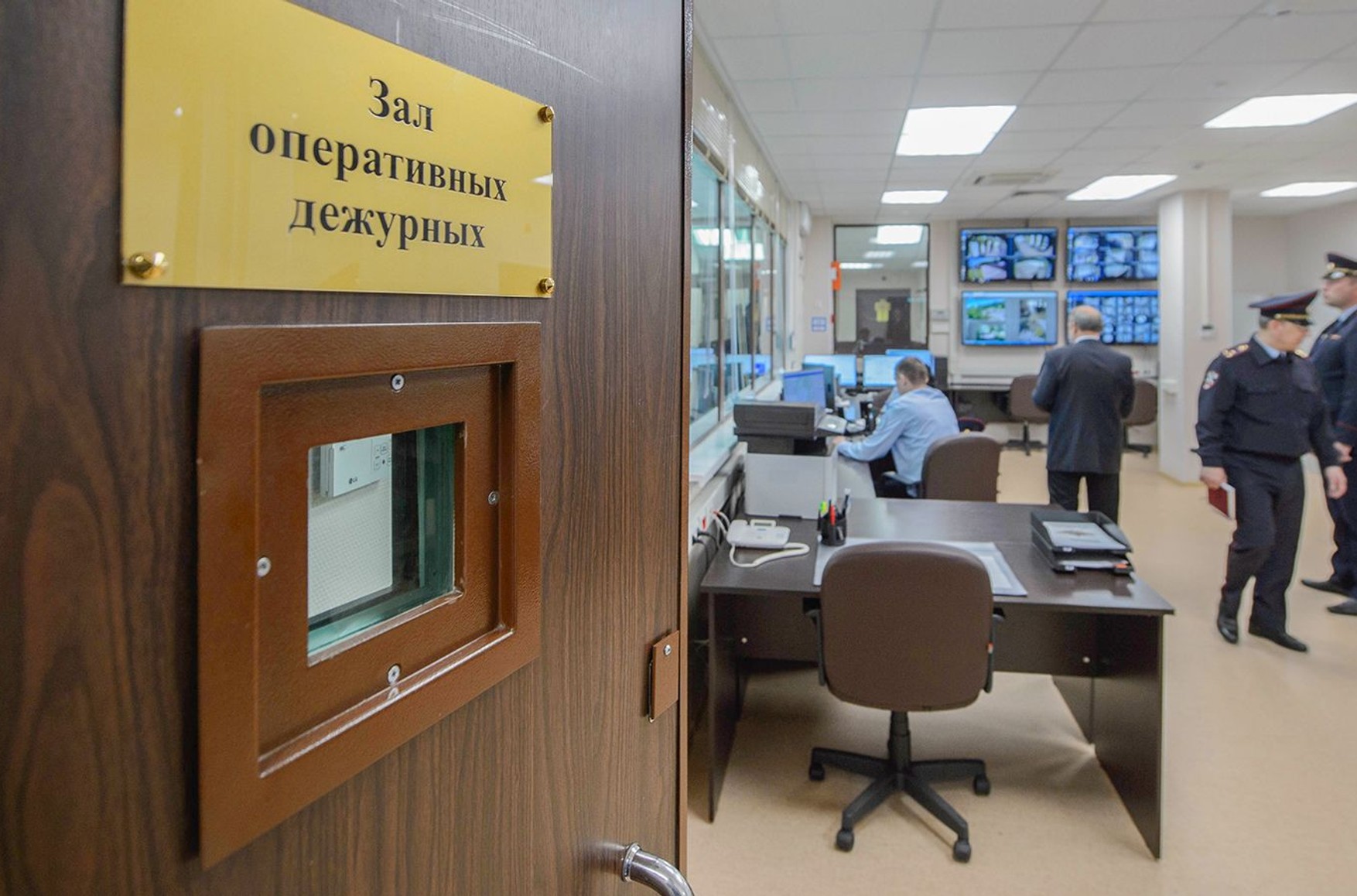 Московская полиция передает в военкоматы всех заявителей и задержанных, годных к военной службе — Baza