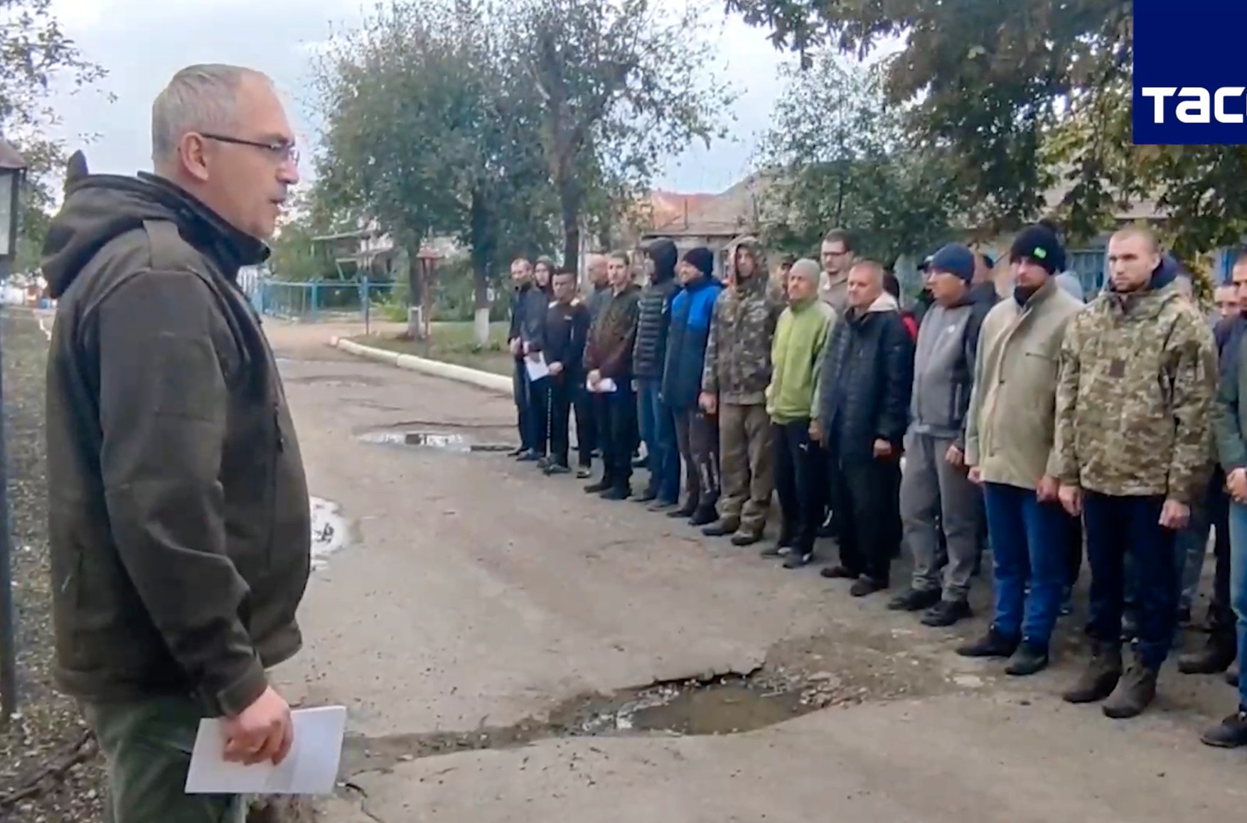 Военнопленных украинцев из колонии в Еленовке заставили голосовать за присоединение «ЛДНР» к России — ТАСС