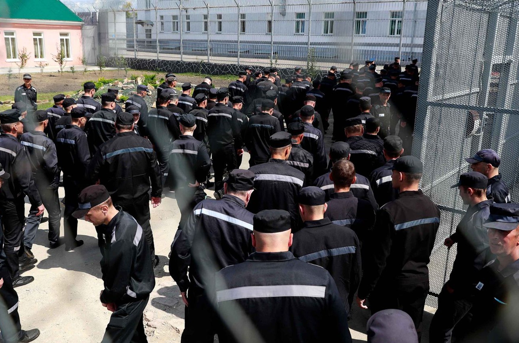 Российских заключенных ждет свобода, если на войне они проявят «мужество и героизм», — законопроект