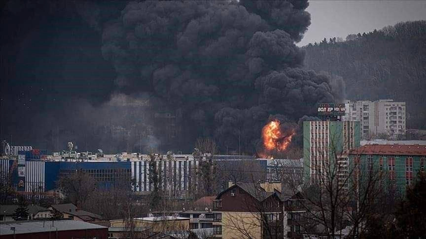 В Украине из-за российских обстрелов повреждено 40% энергетической инфраструктуры — Зеленский 