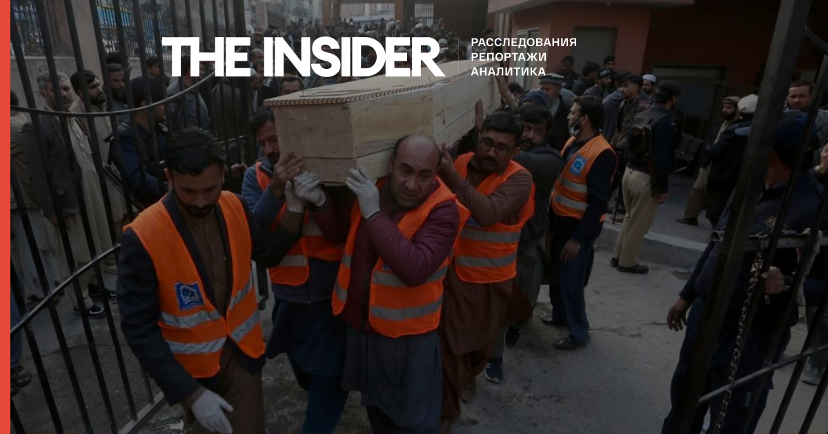 Количество погибших при взрыве в пакистанской мечети достигло ста человек