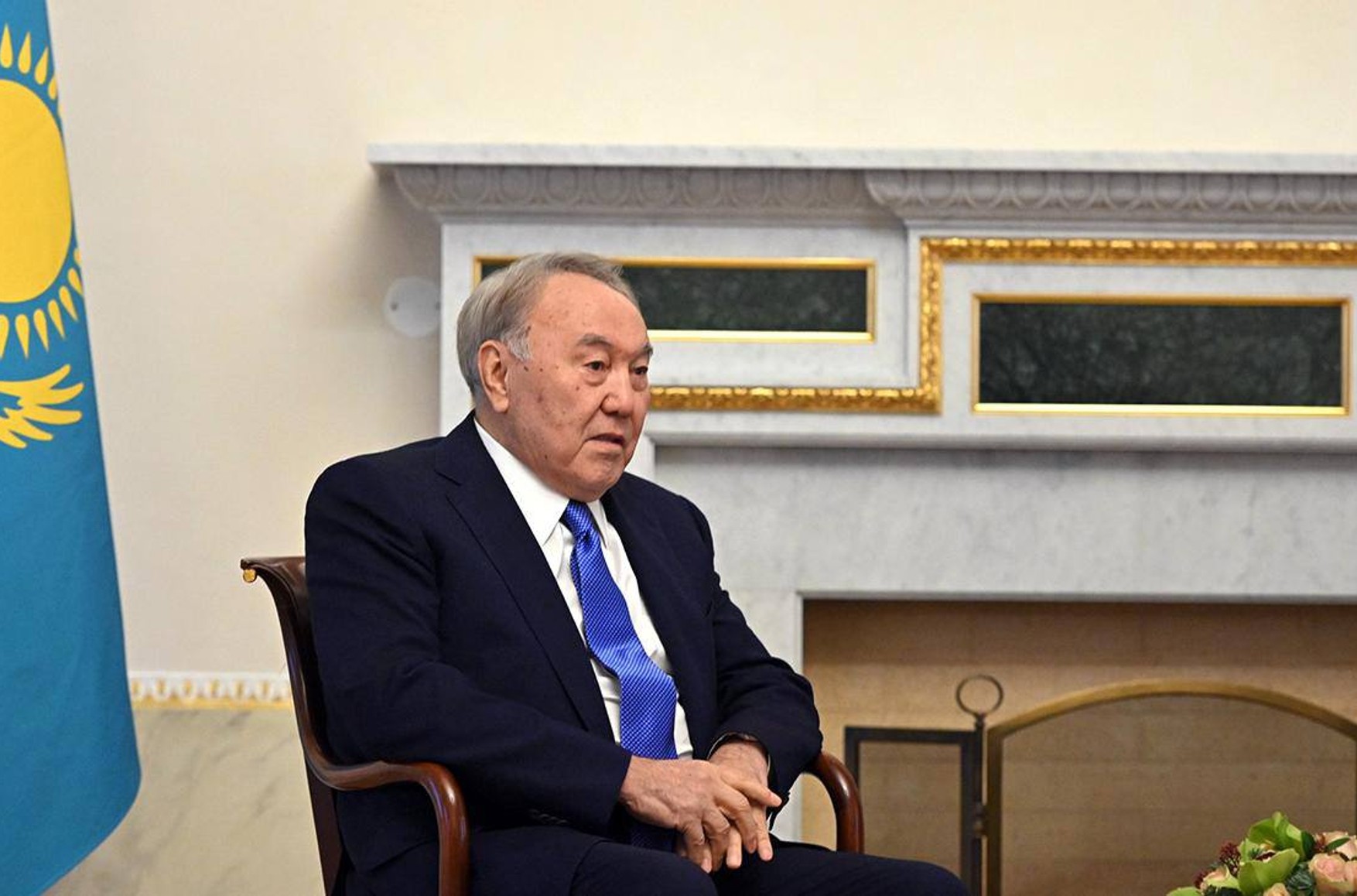 Назарбаева лишили статуса почетного сенатора Казахстана. Ранее суд отменил закон, гарантировавший ему иммунитет от преследования