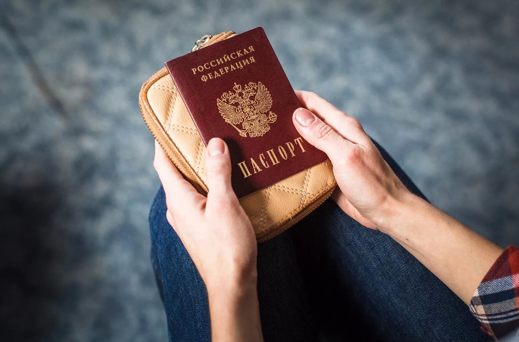 Всего 12 россиян получили украинские визы за семь месяцев визового режима — ГПСУ