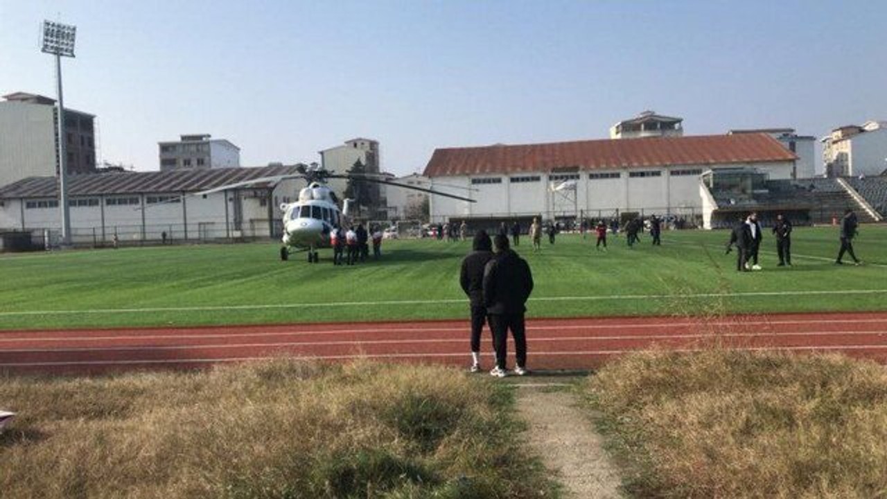 В Иране задержали футбольный матч из-за вертолета с помощником Путина — Irna