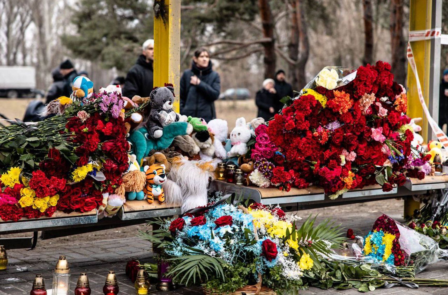 Число жертв в Днепре выросло до 45, в Белгородской области погибли пять срочников, военным запрещают бороды. Что происходит на фронте