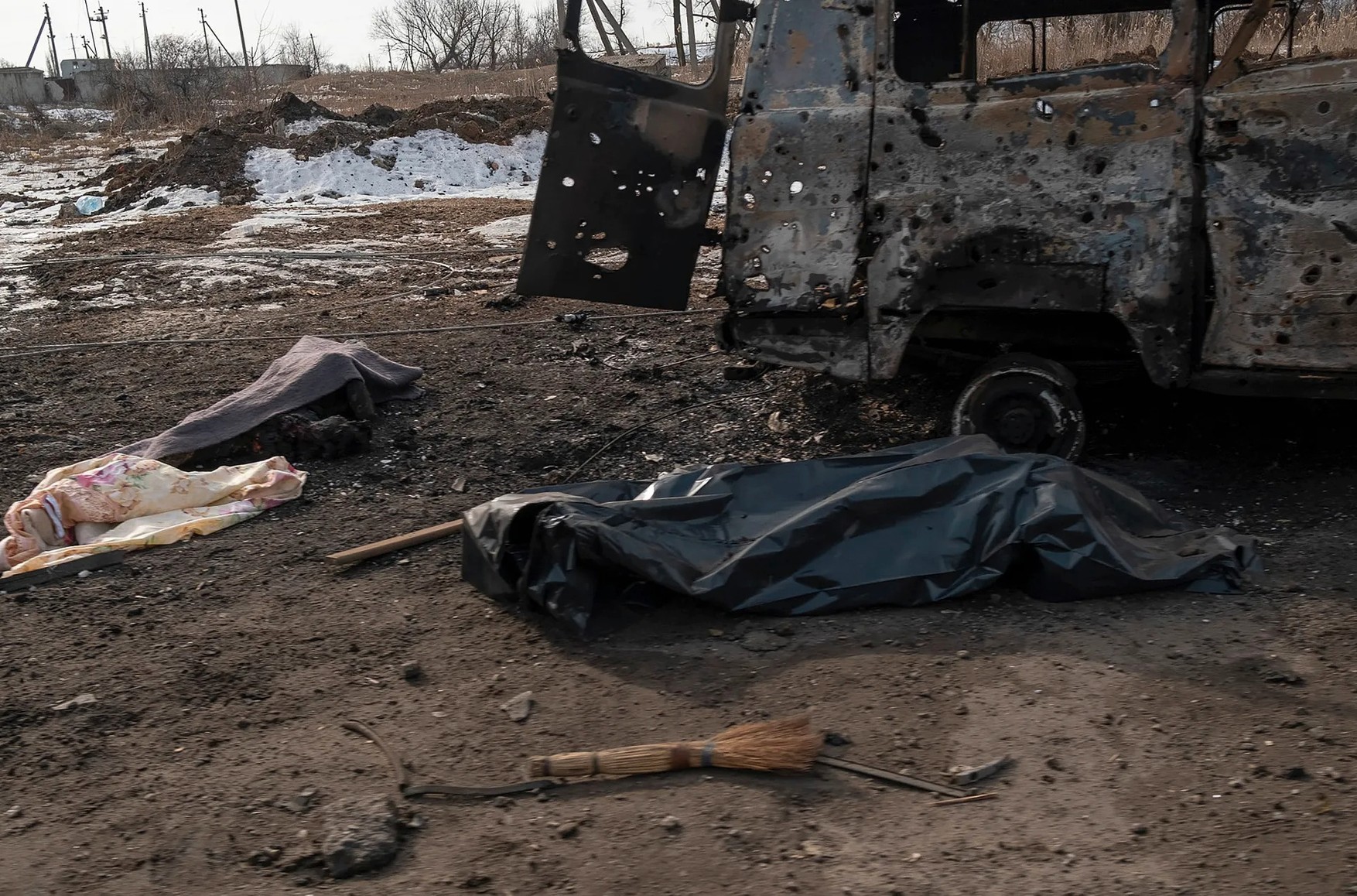 Пять человек погибли под российскими обстрелами в Херсонской и Донецкой областях