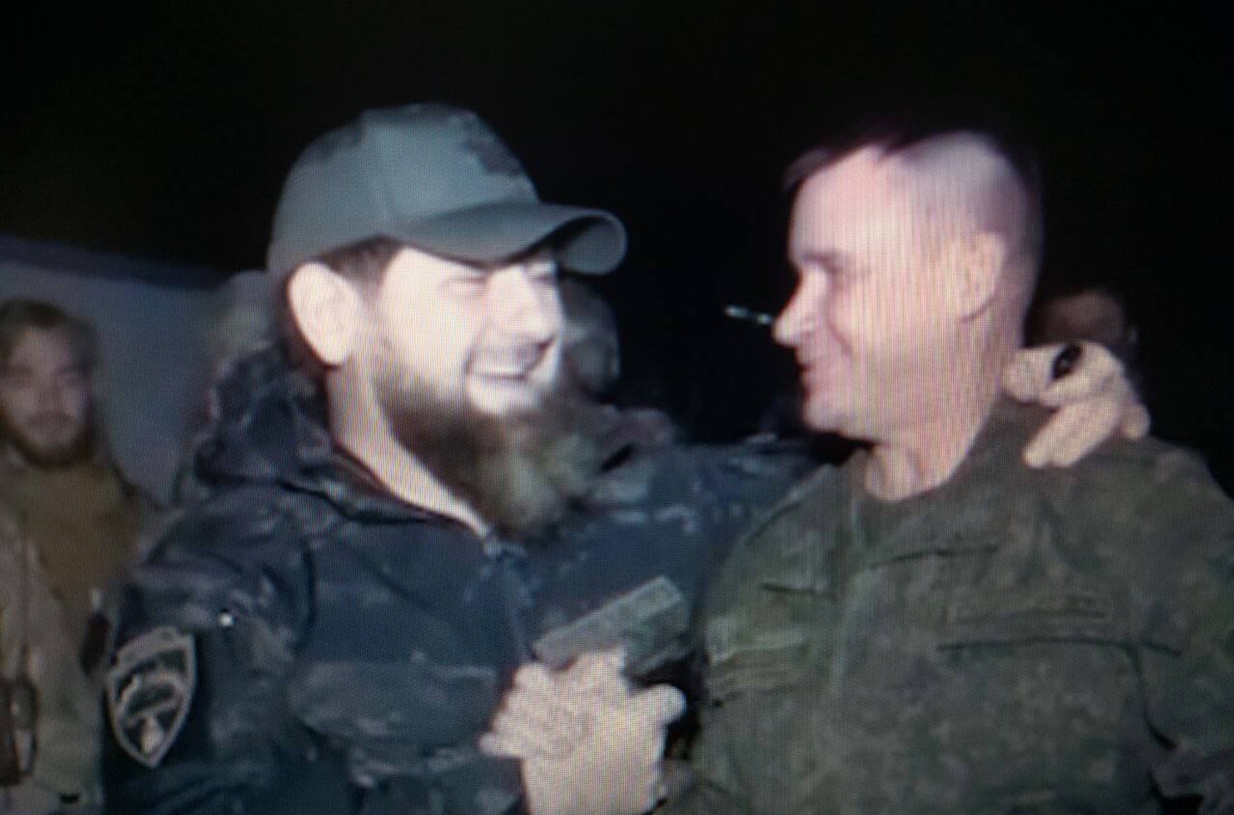Обнимавшийся с Кадыровым и кричавший «Ахмат — сила» генерал-лейтенант Мордвичев занял пост командующего Центральным военным округом