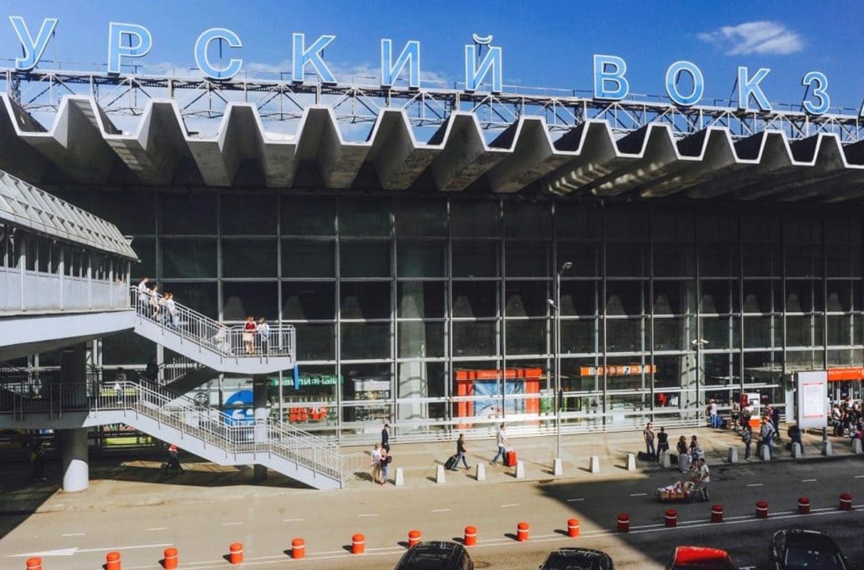 Пассажиров Курского вокзала эвакуировали из-за мужчины с противопехотными минами — РИА «Новости»