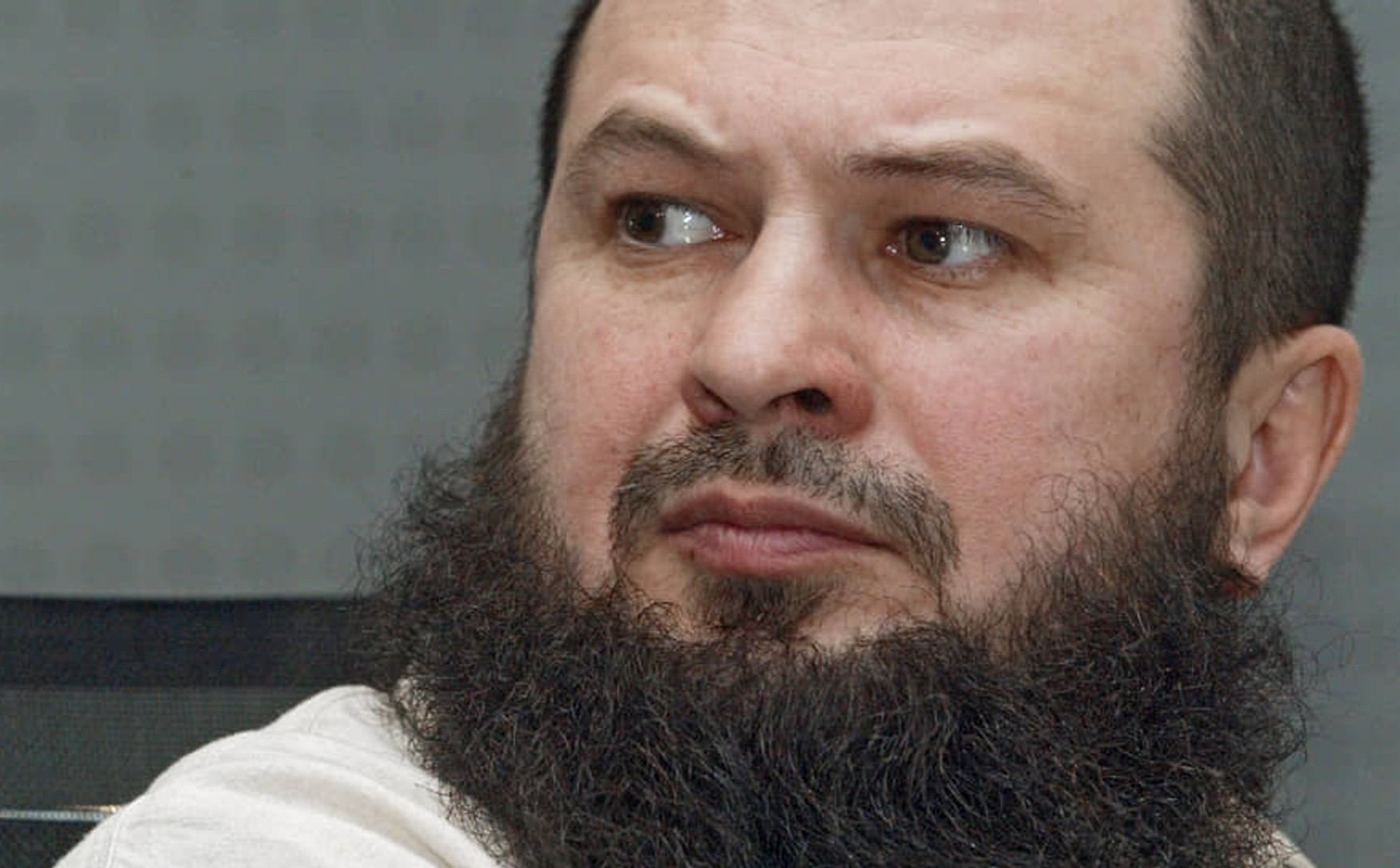 Издатель исламской литературы Асламбек Эжаев приговорен к 17 годам колонии по обвинению в «финансировании терроризма»
