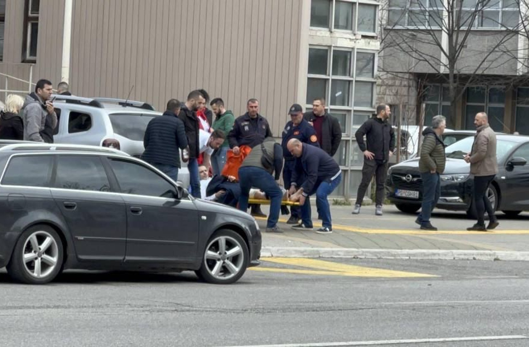В столице Черногории неизвестный взорвал бомбу у здания Основного суда