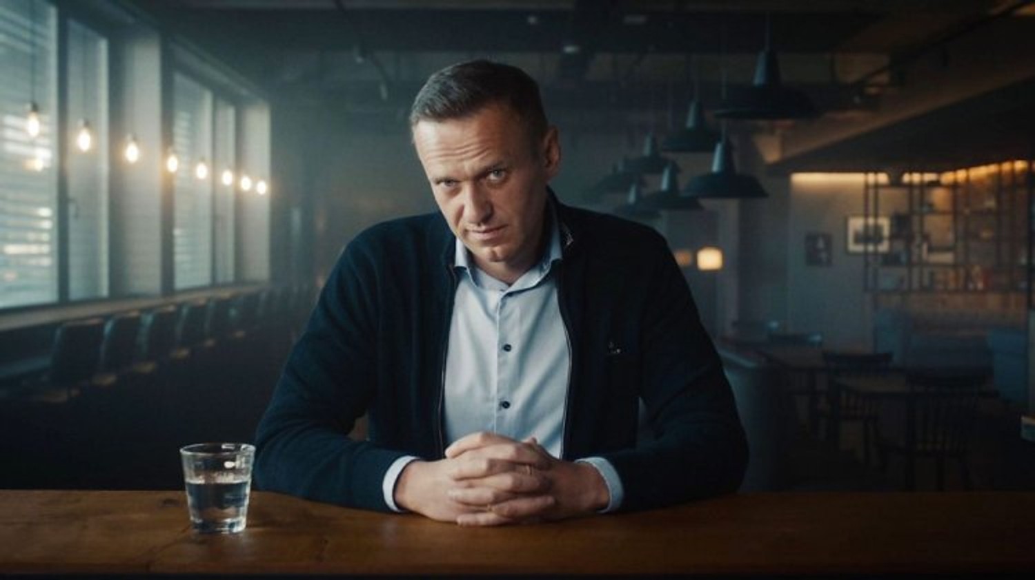 В связанном с RT американском СМИ вышел текст о «фейковом отравлении» Навального. Он написан с помощью нейросети, которая выдумала источники