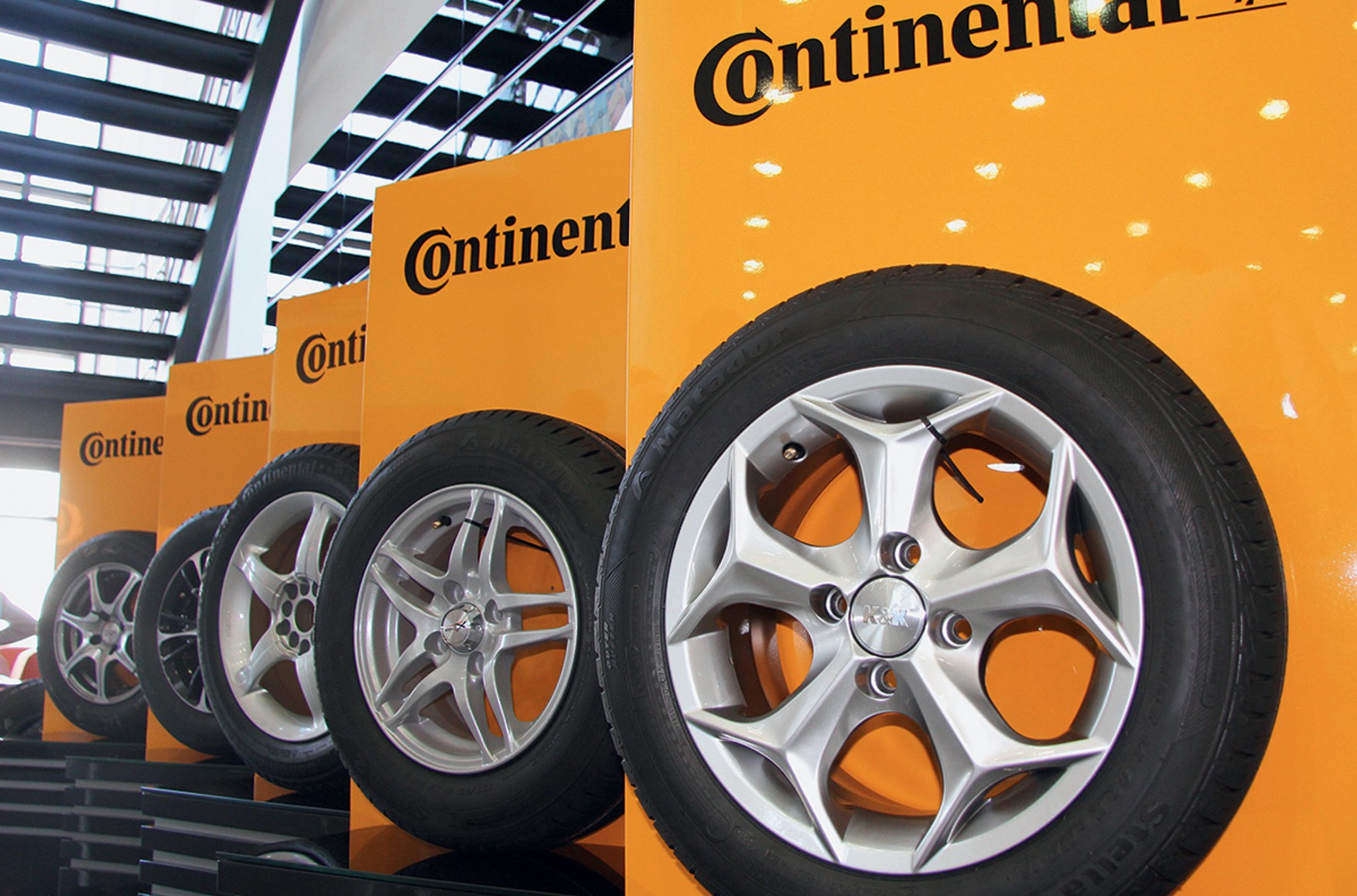 Немецкий производитель шин Continental уходит с российского рынка