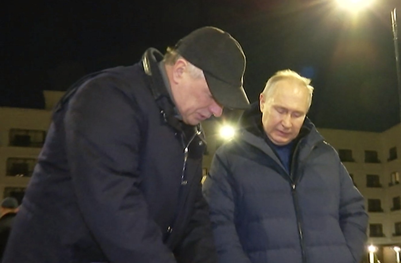 Путин побывал в оккупированном Мариуполе ночью — Песков. Хуснуллин заявил, что город разрушили ВСУ