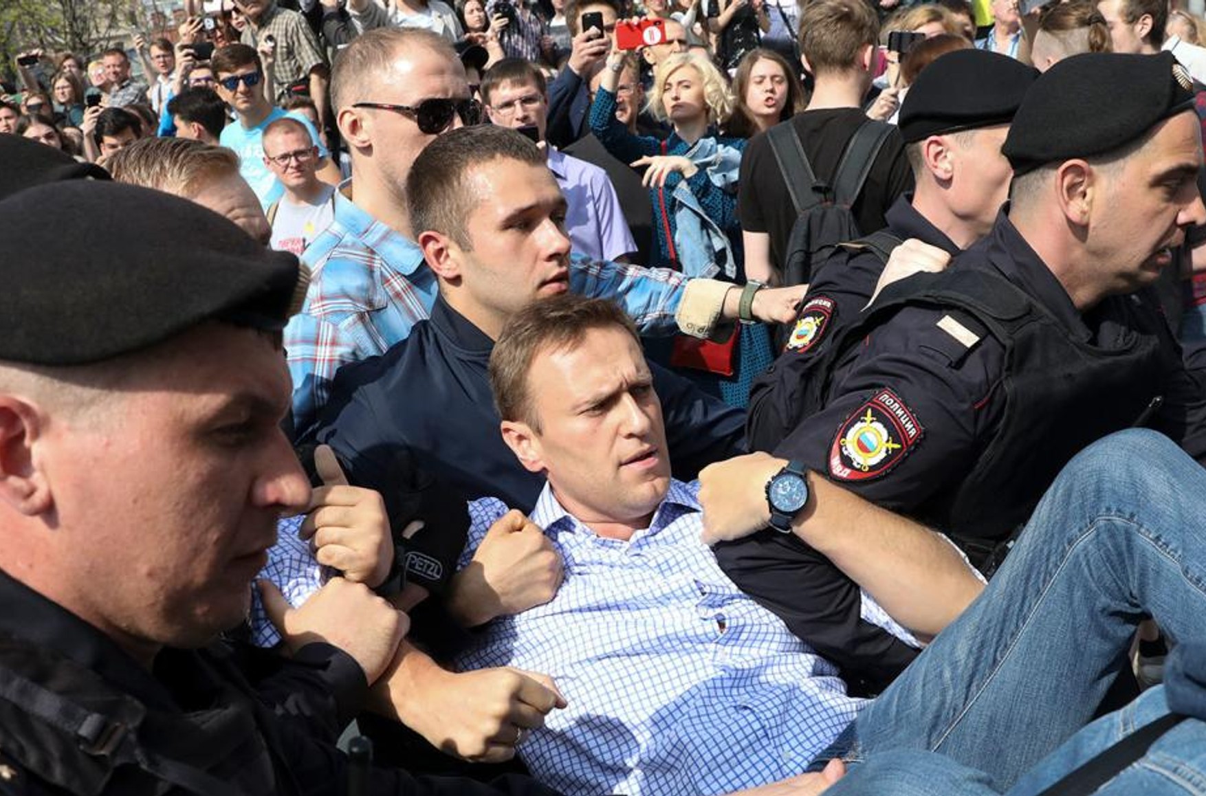 Арешти, загрози і кримінальну справу - як влада залякує громадян напередодні мітингу на підтримку Навального