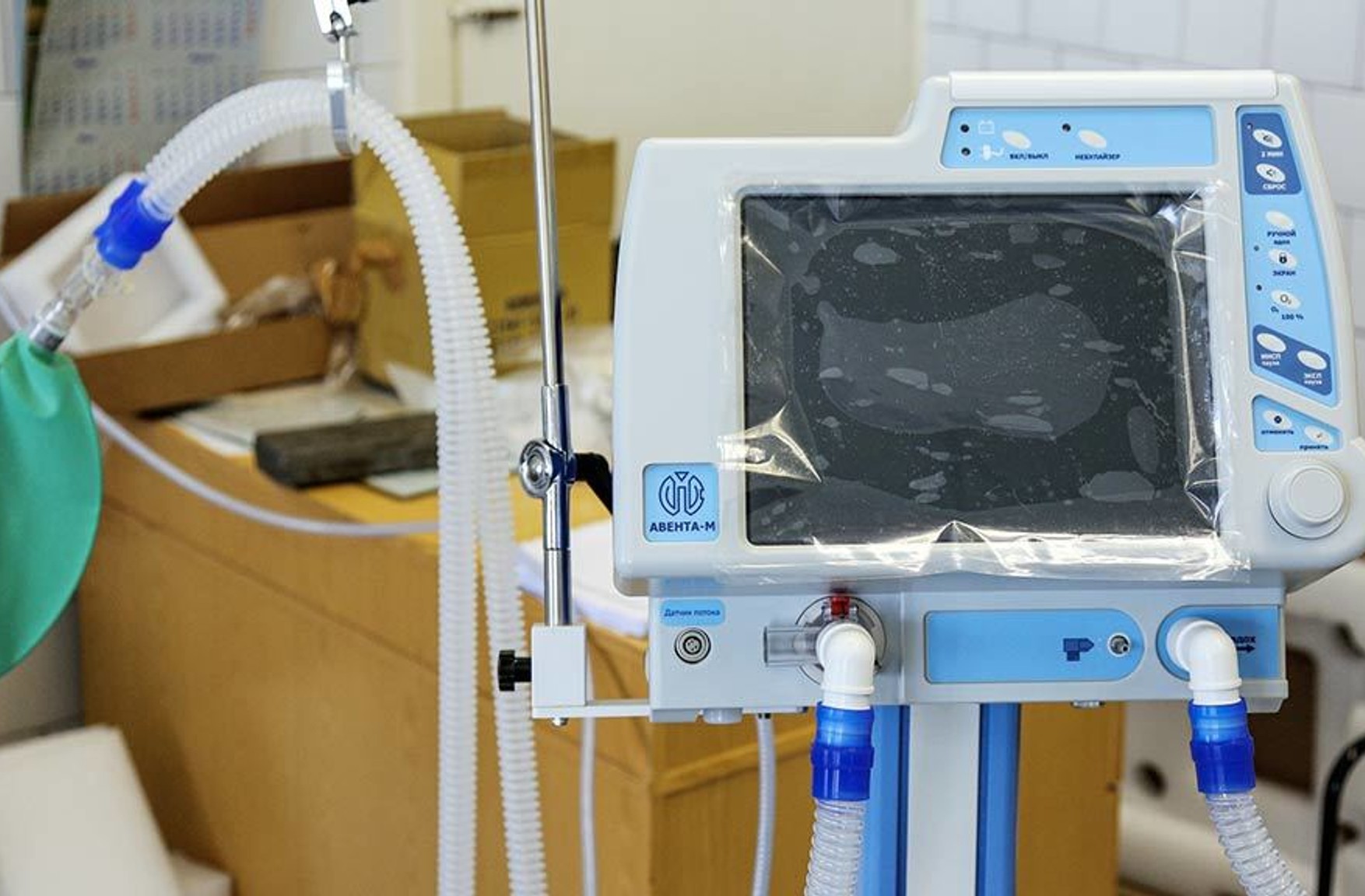 У підмосковній лікарні троє пацієнтів, підключених до ШВЛ, загинули через відключення системи подачі кисню