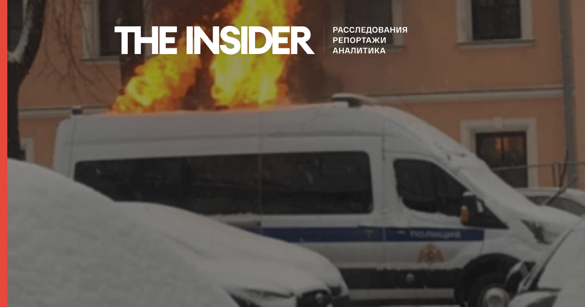 У Москві заарештували обвинуваченого в підпалі машини Росгвардіі під час акції протесту. Спочатку силовики повідомляли, що підпалу не було