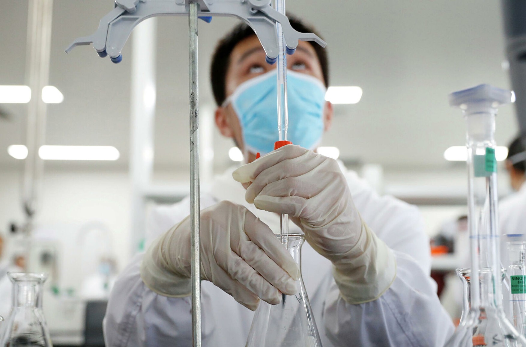 У Китаї схвалили до застосування другу національну вакцину