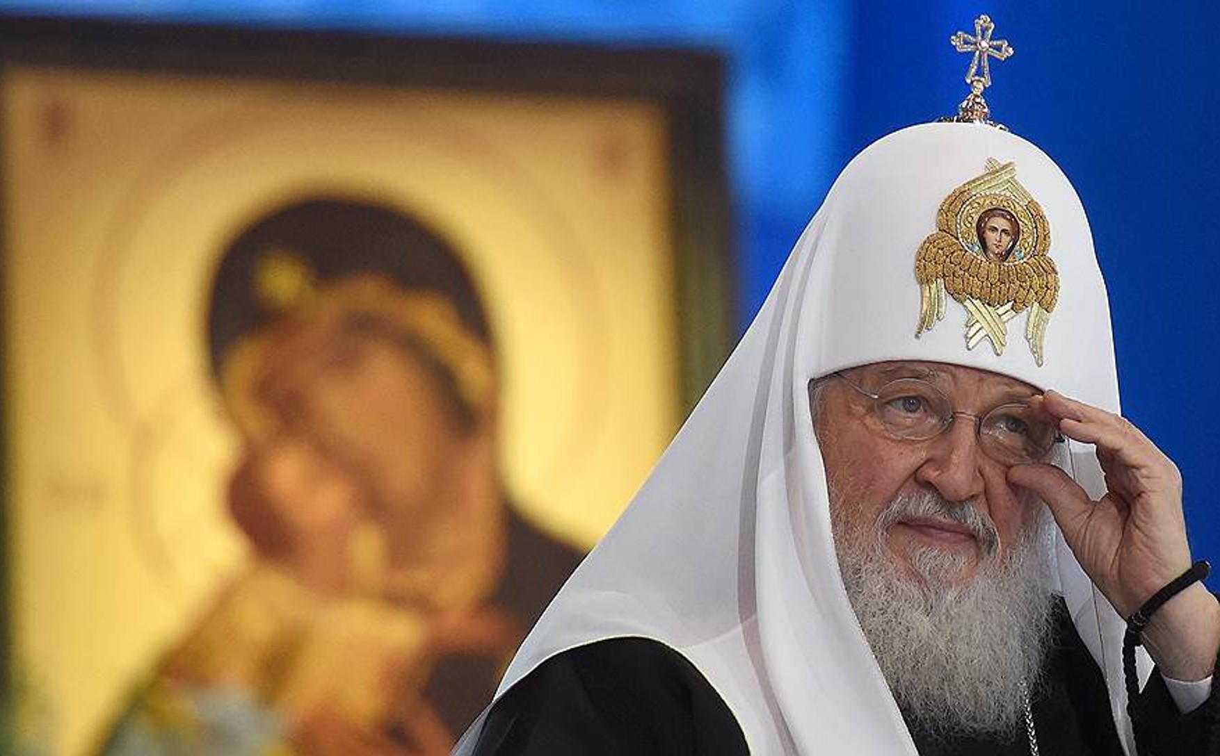 Уряд на прохання патріарха Кирила на 20% знизив ціну газу для релігійних організацій