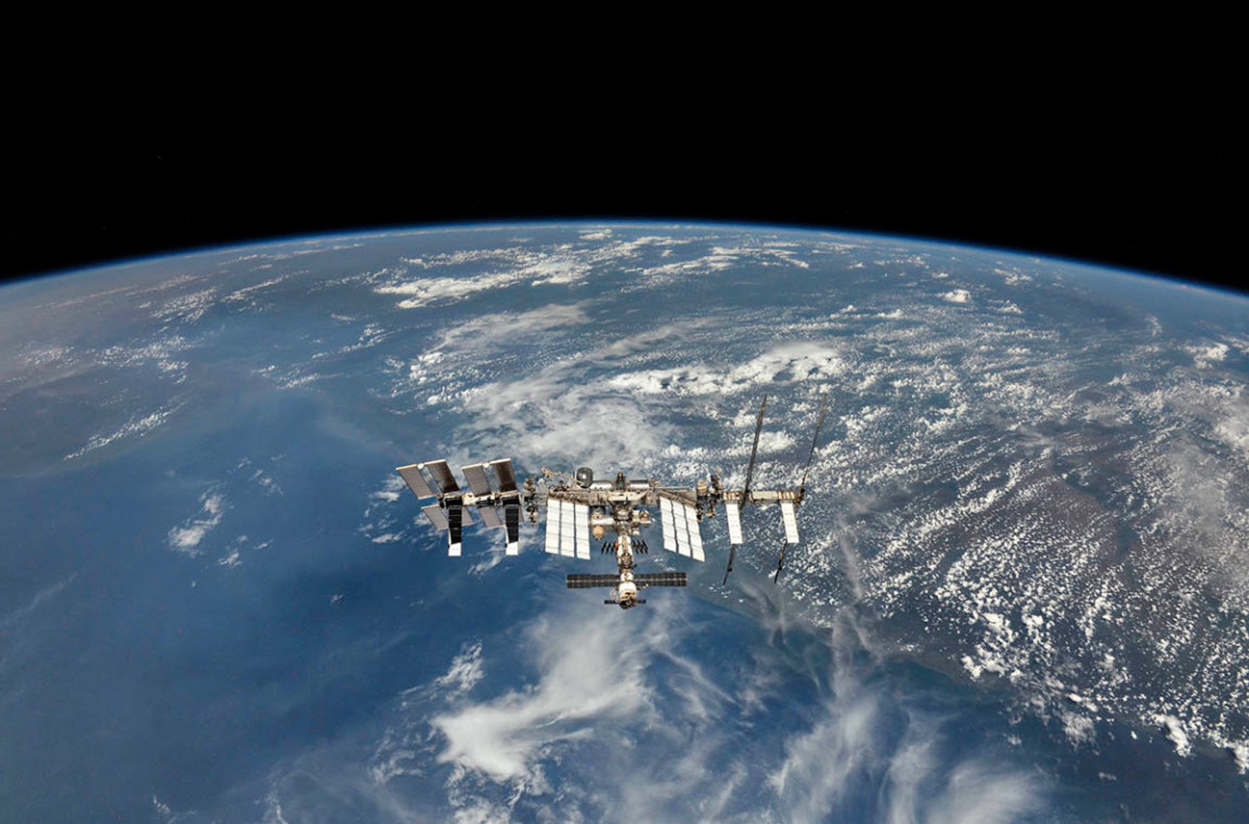 «Роскосмос» заявив про плани побудувати нову орбітальну космічну станцію до 2028 року