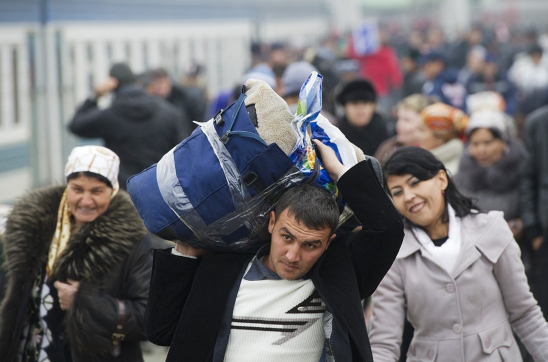Росія оголосила про «міграційної амністії» 158 тисяч громадян Узбекистану. Їм було заборонено відвідувати територію РФ