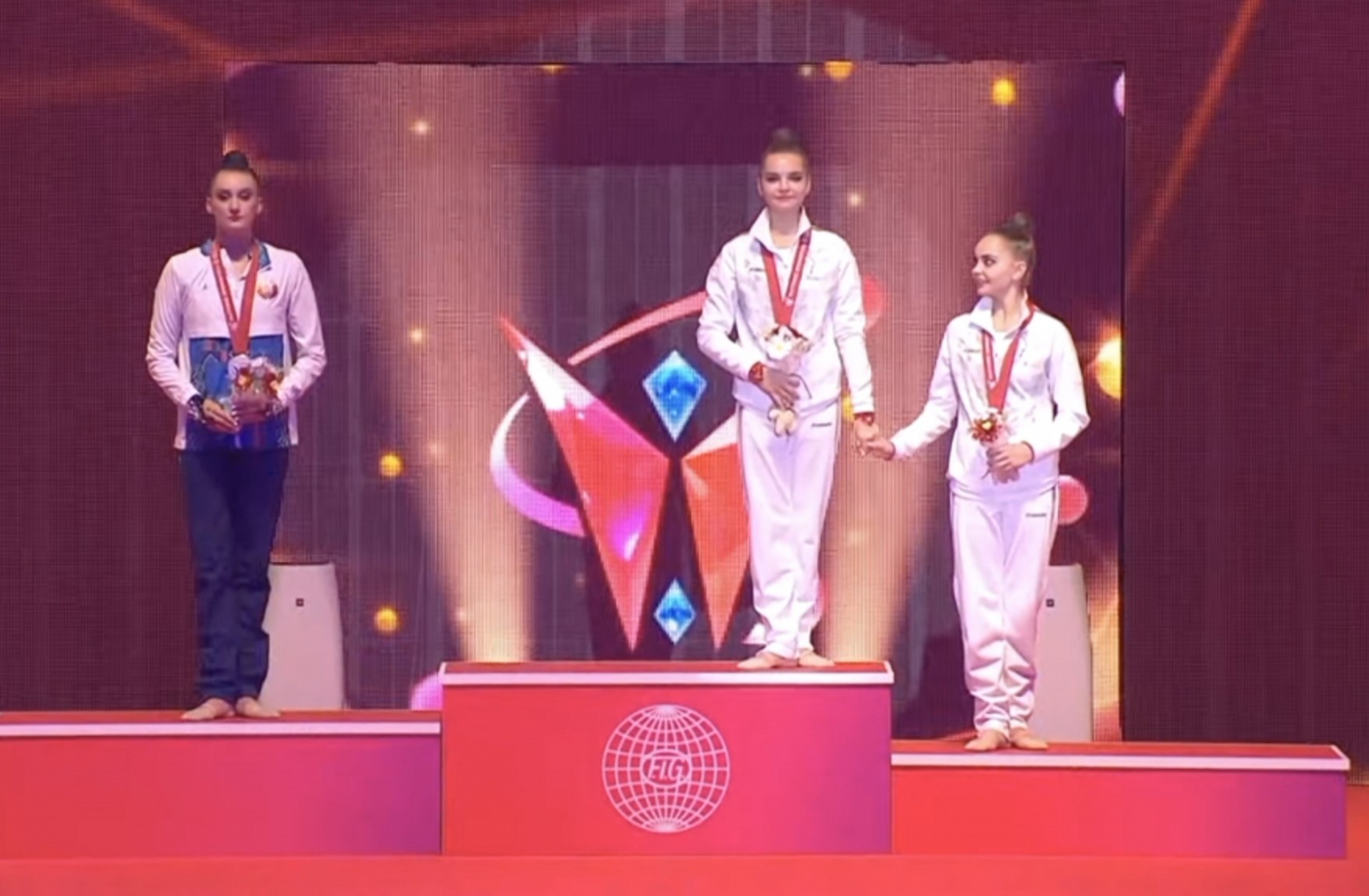 Гімнастка Діна Аверіна стала 18-кратною чемпіонкою світу