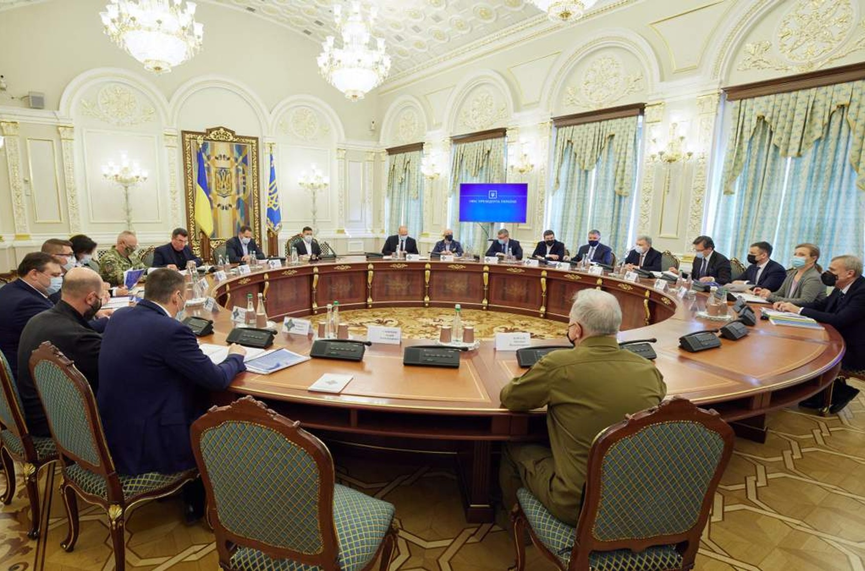 РНБО України затвердив санкції проти 237 осіб за вибори в Держдуму РФ в Криму і Донбасі