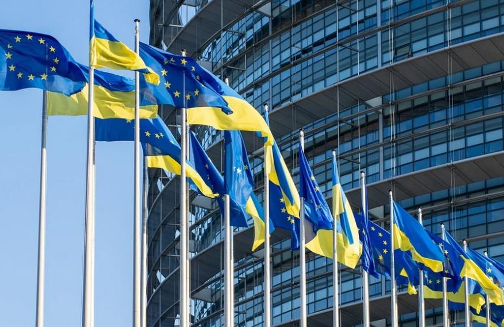 ЕС объявил персонами нон грата 19 сотрудников постпредства России при Евросоюзе