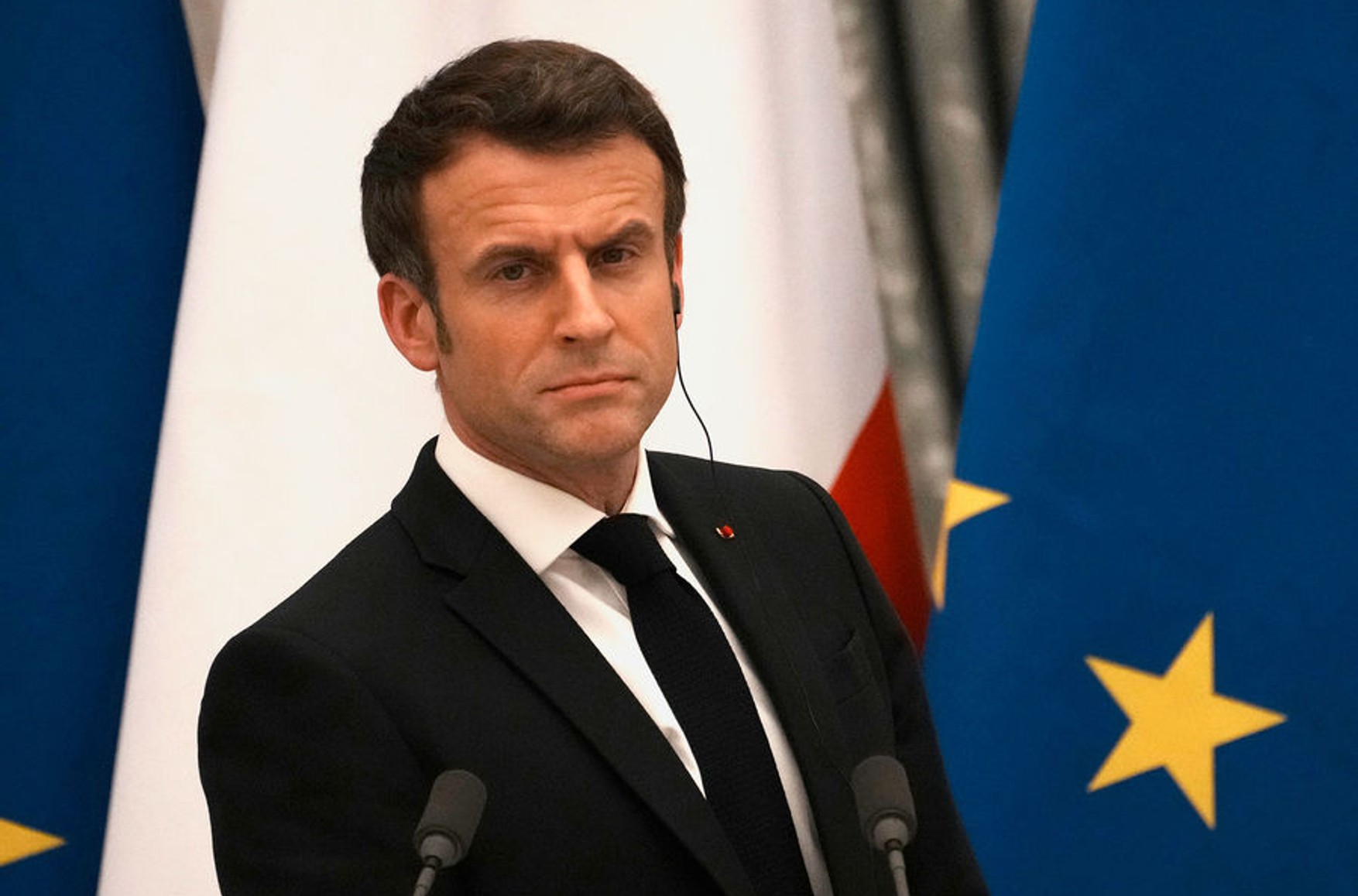 МВД Франции после подсчета 100% голосов: Макрон опережает Ле Пен на 4 процентных пункта