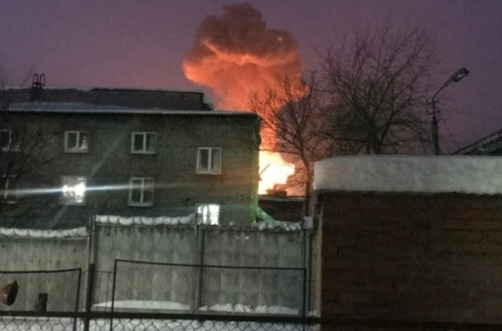 В Перми загорелся пороховой завод. Это второе подобное происшествие на оборонных предприятиях за две недели