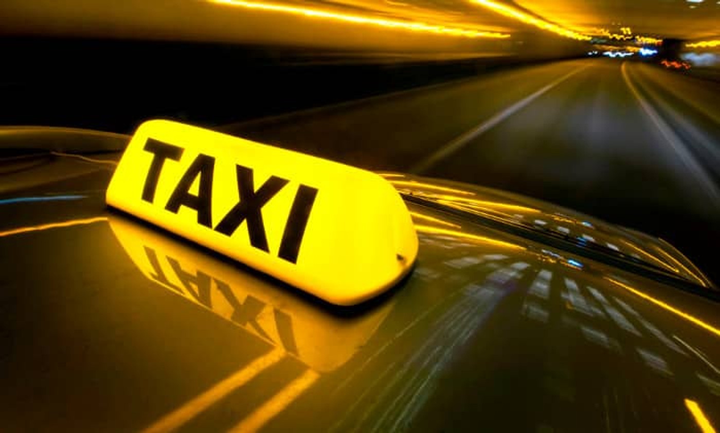 Службы такси обяжут предоставлять ФСБ доступ к базам данных. Новая версия закона об агрегаторах такси внесена в Госдуму