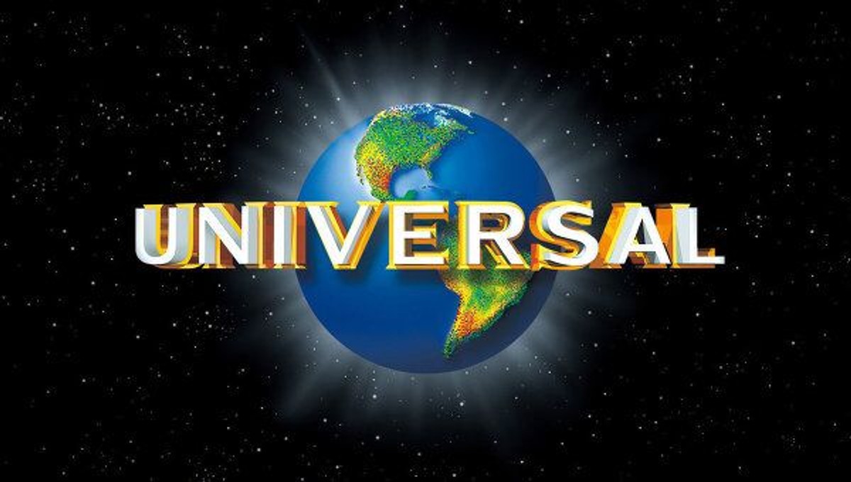 Universal Pictures закроет офис в России