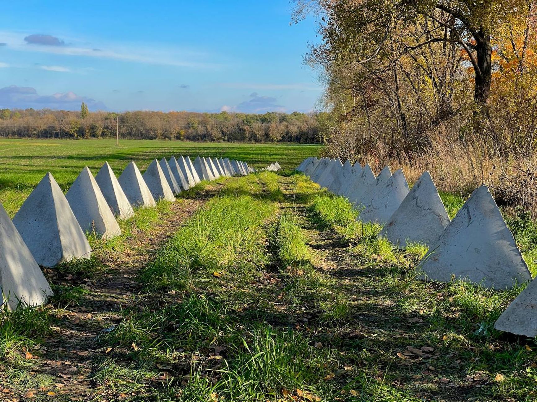 В приграничной Белгородской области устанавливают «защитные сооружения» 