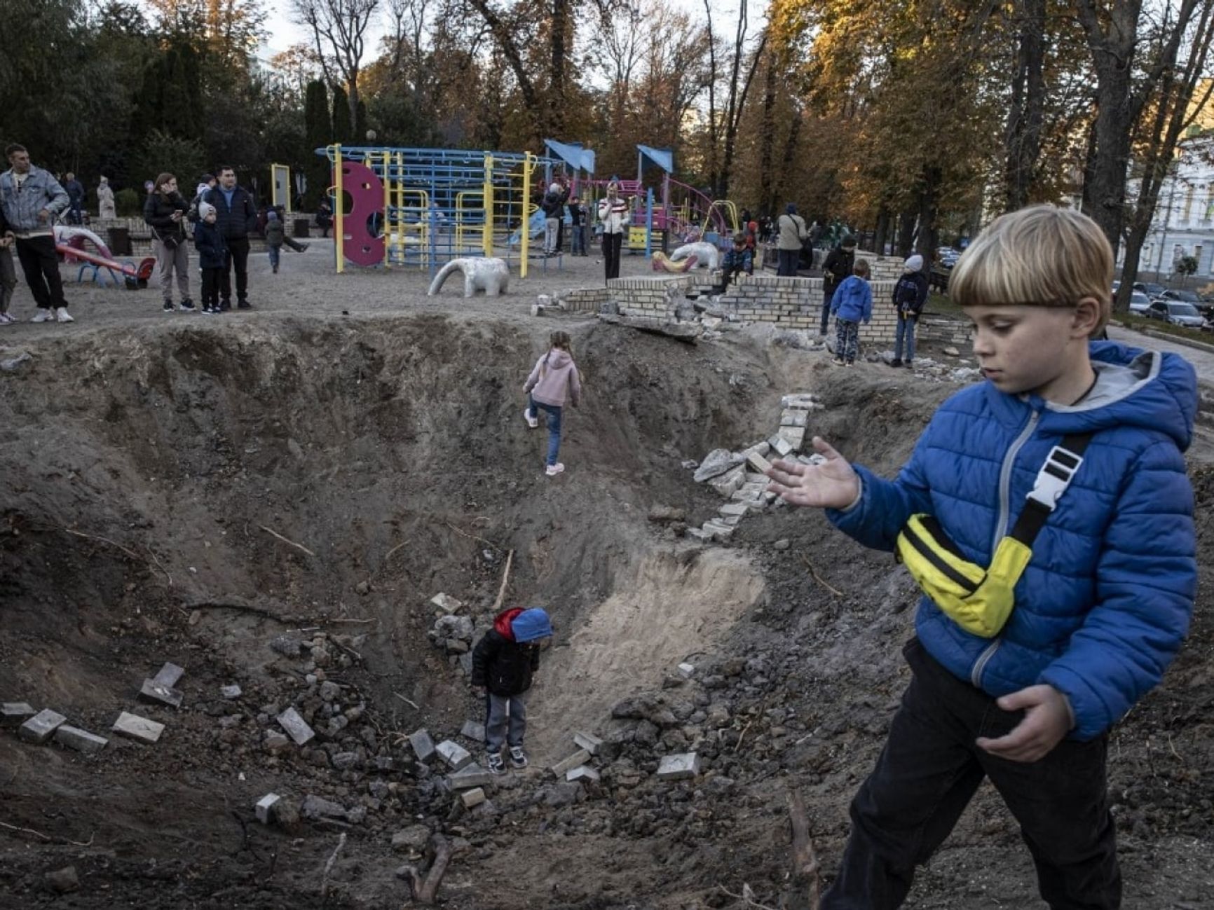 Убийцы на удаленке. Кто и как наводит управляемые ракеты на украинские гражданские объекты