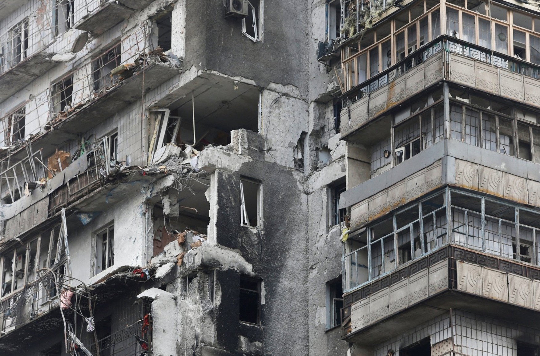 С карт «Яндекса» убирают разрушенные дома в Мариуполе