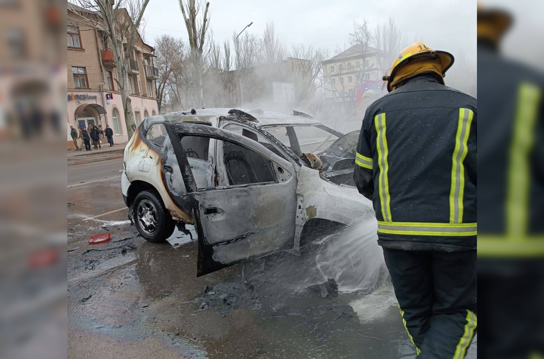 В центре Мелитополя взорвался автомобиль. Украинские СМИ пишут, что в нем были сотрудники ФСБ