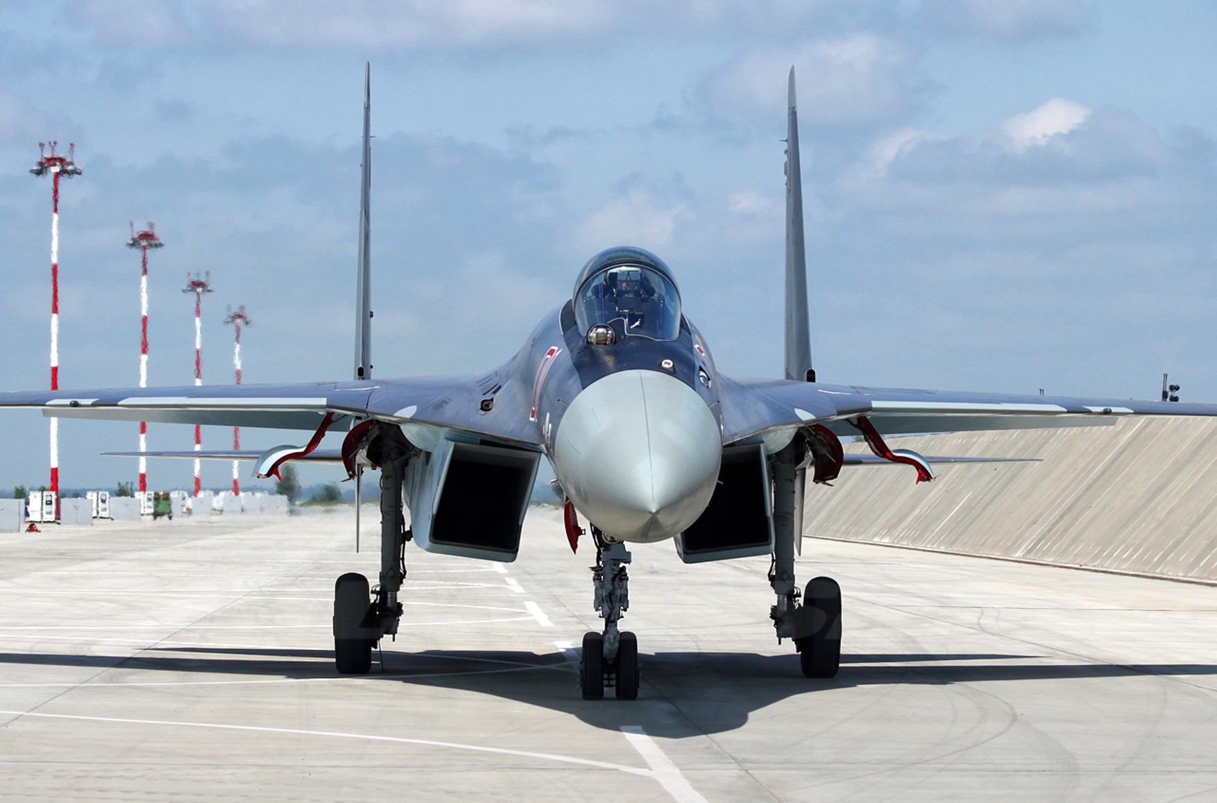 Россия поставит Ирану эскадрилью истребителей Су-35 — i24NEWS