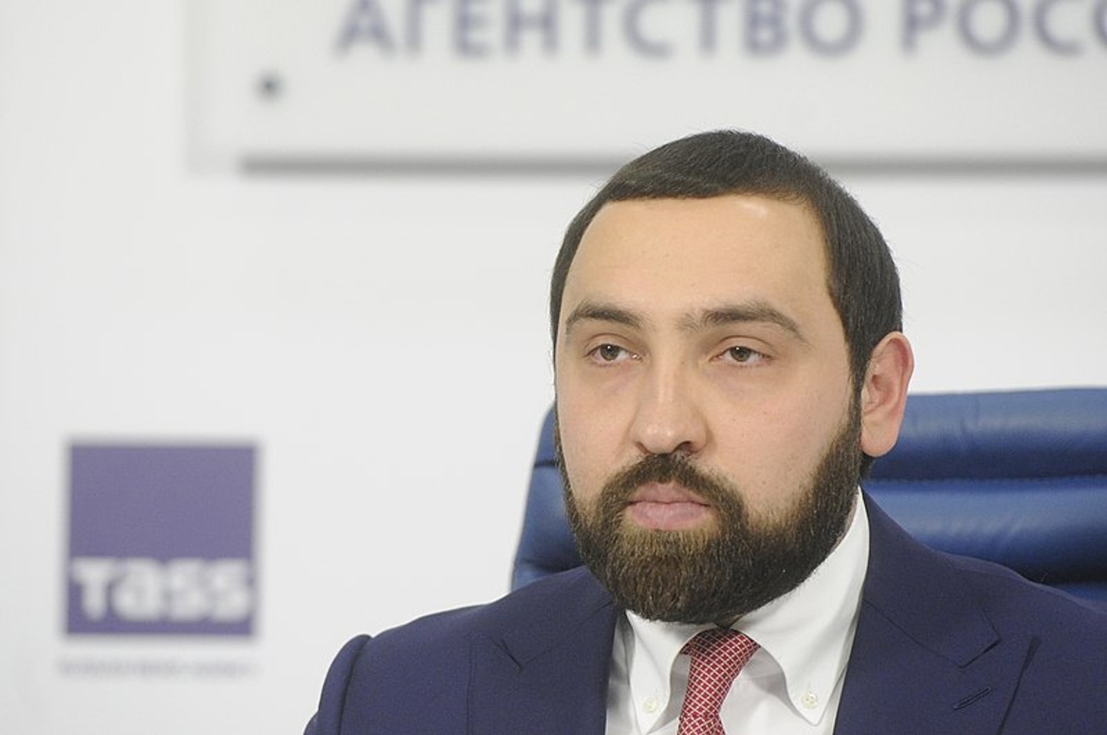 Дагестанский депутат пожаловался в СК на Бориса Гребенщикова. По его доносу уже завели дело на Невзорова
