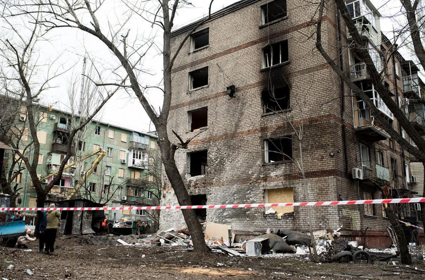 В результате сегодняшнего массированного удара России по Украине погибли 11 человек — ГСЧС