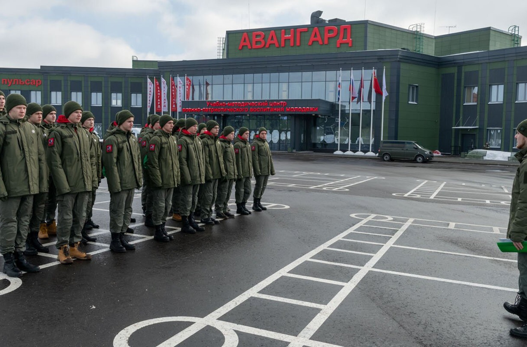 Студентов техникумов в Московской области вынуждают «добровольно» участвовать в учебных военных сборах в лагере при Минобороны 