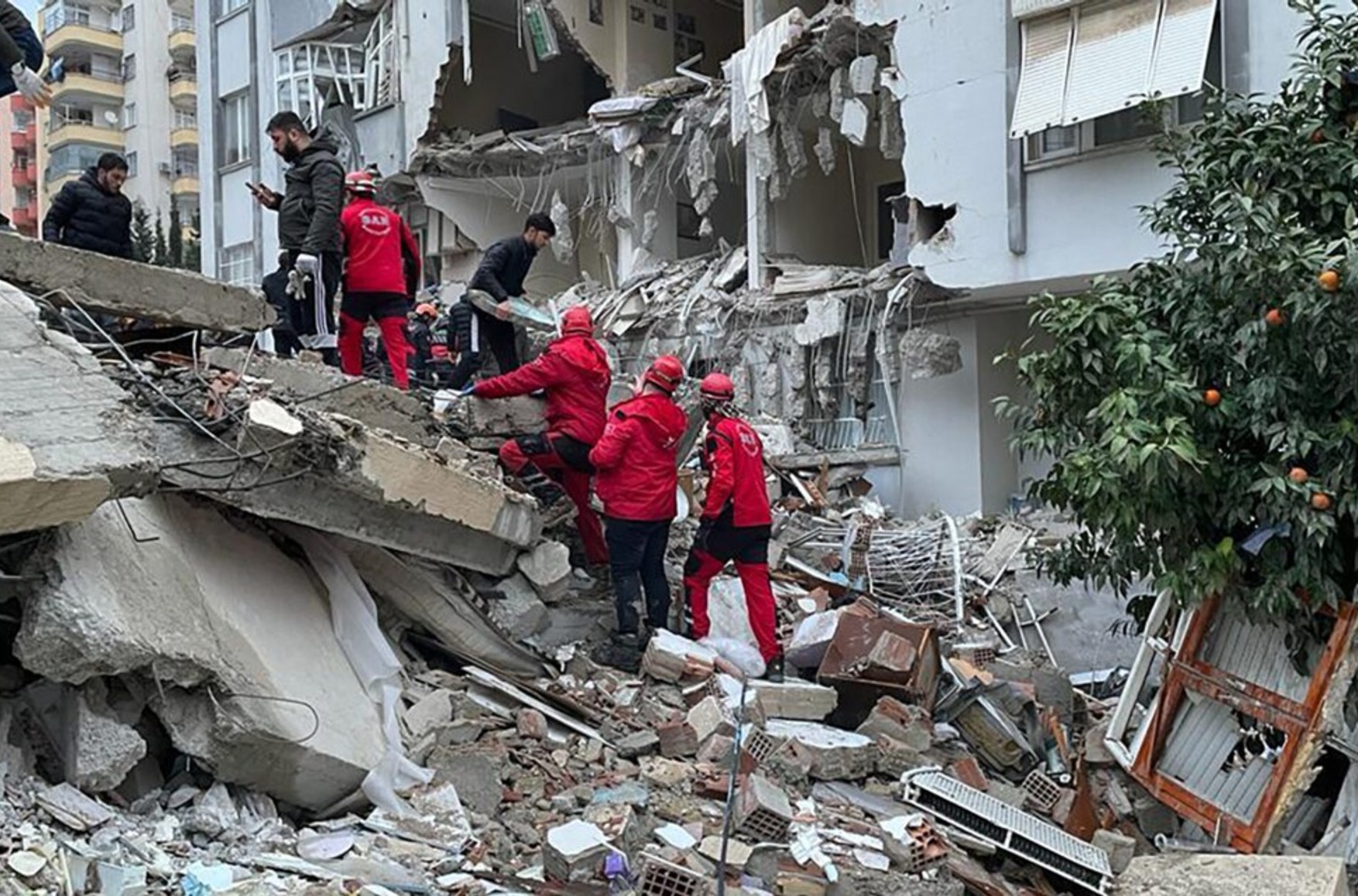 Новое землетрясение произошло в Турции и Сирии