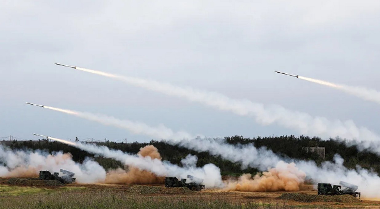 Украина пообещала, что не будет использовать дальнобойные ракеты для атак на территорию РФ