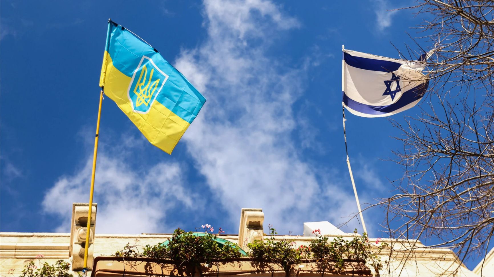 Фейк «Российской газеты»: в Израиле запретили украинскую государственную символику